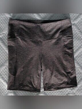 Gray Biker Shorts With Pockets